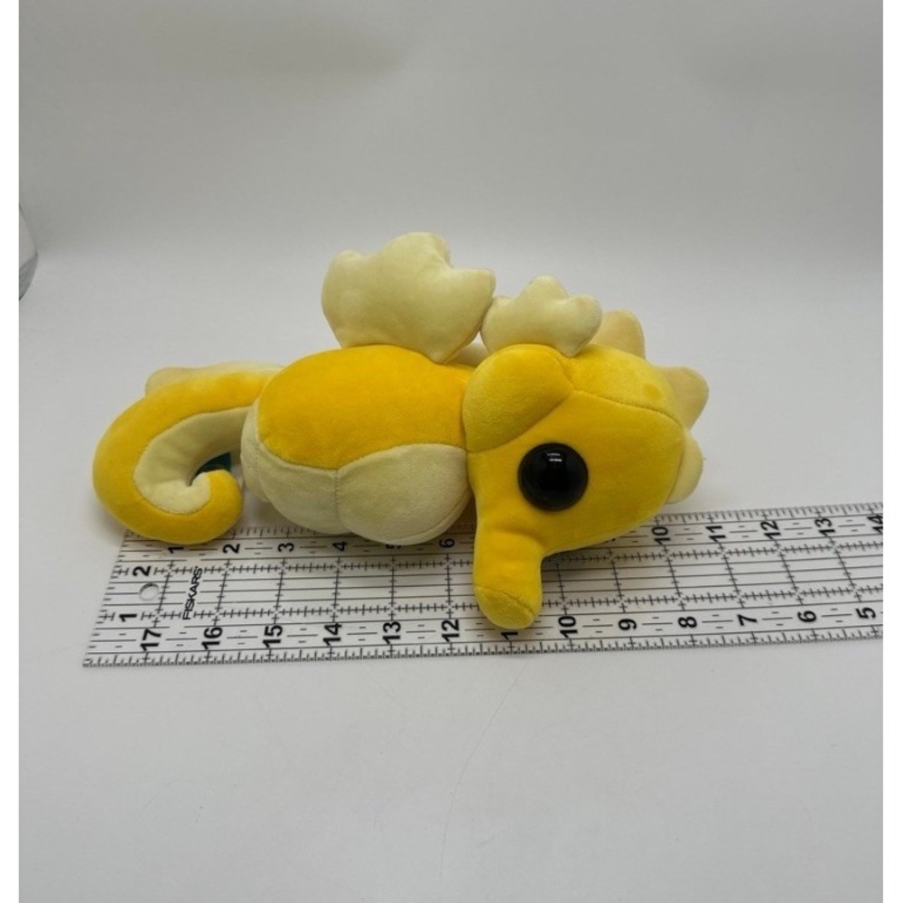 Adopt Me! Roblox Seahorse Plush With Code - Picture 5 of 5